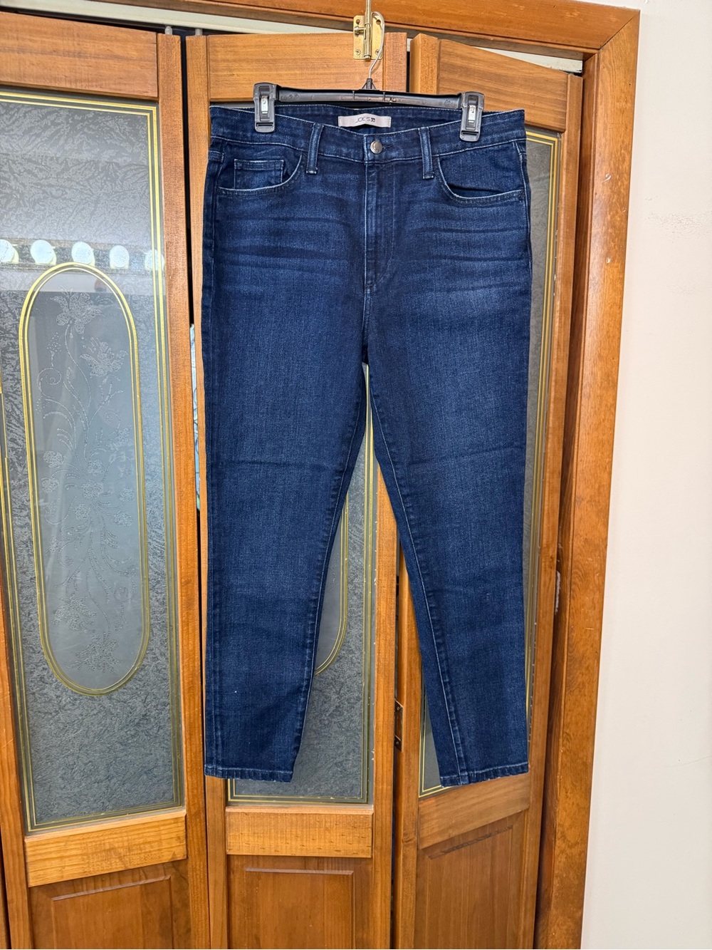 JOES  Ladies Straight Fit Jeans - LIKE NEW